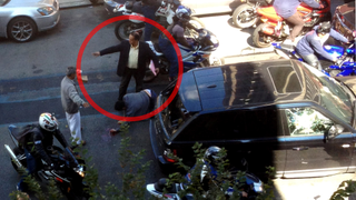 This One Man Stopped The Biker Beating Of Range Rover Driver